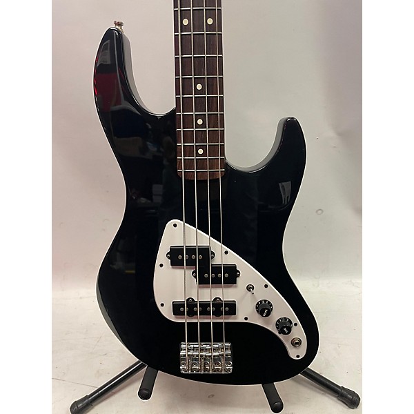 Used Fender Used Fender JP-90 Black And White Electric Bass Guitar