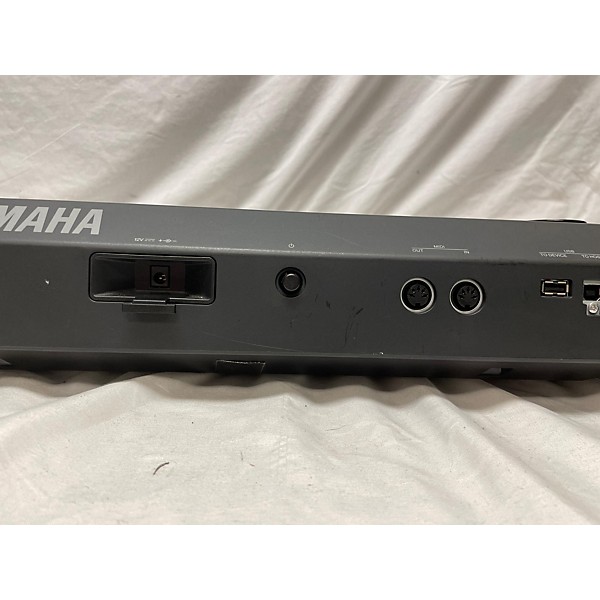 Used Yamaha MX61 61 Key Keyboard Workstation Guitar Center