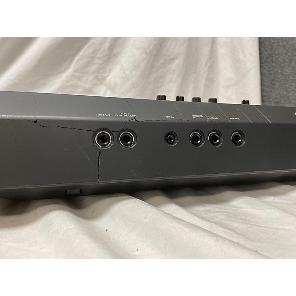 Used Yamaha MX61 61 Key Keyboard Workstation Guitar Center