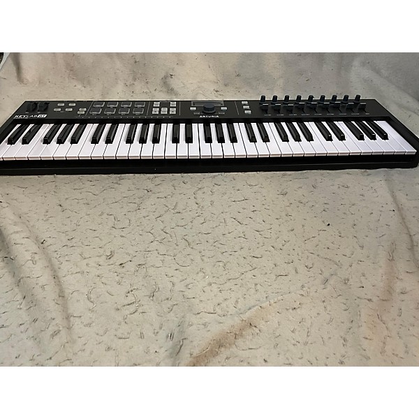 Used Arturia Used Arturia Keylab Essential 61 MIDI Controller