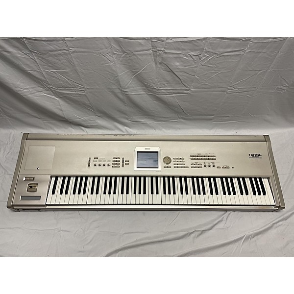 Used KORG Triton Studio 88 Key Keyboard Workstation