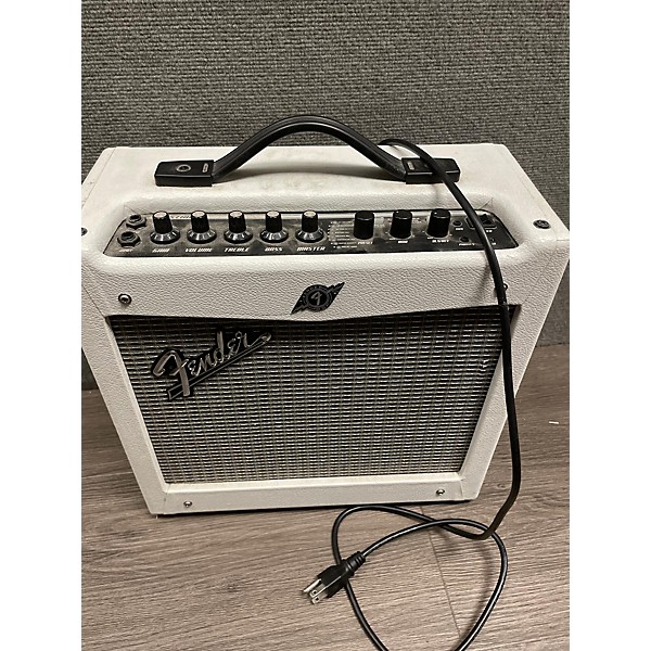 Used Fender Used Fender Fender Mustang 1 V.2 70W Guitar Amplifier Guitar Combo Amp