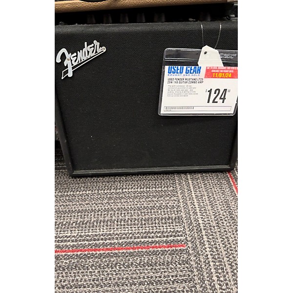 Used Fender Used Fender Mustang LT25 25W 1x8 Guitar Combo Amp