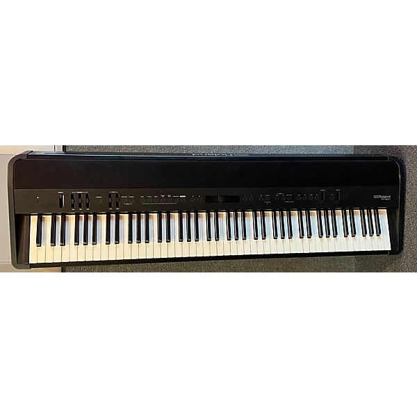 Used Roland FP-90X Stage Piano