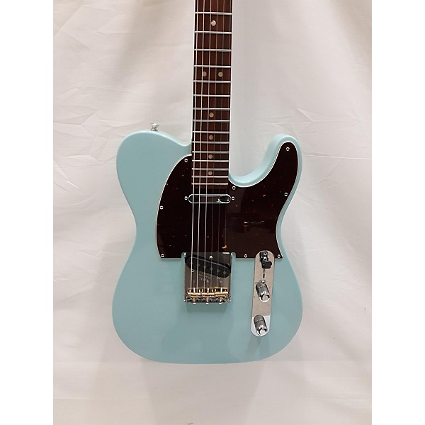 Used Fender Used 2020 Fender Deluxe Nashville Telecaster Daphne Blue Solid Body Electric Guitar