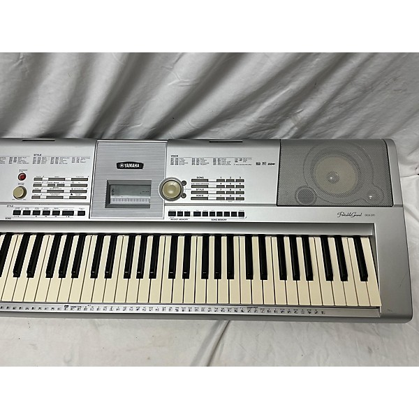 Used Yamaha DGX205 Portable Keyboard