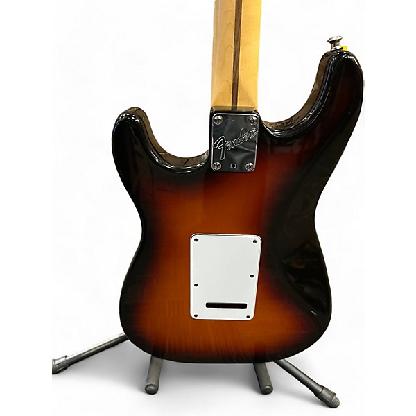 Used Fender Used Fender Artist Series Eric Johnson Stratocaster Sunburst Solid Body Electric Guitar