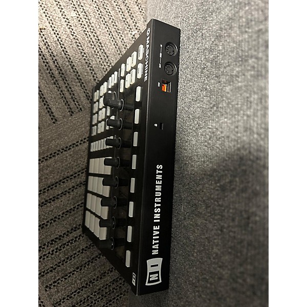 Used Native Instruments Maschine MKII MIDI Controller