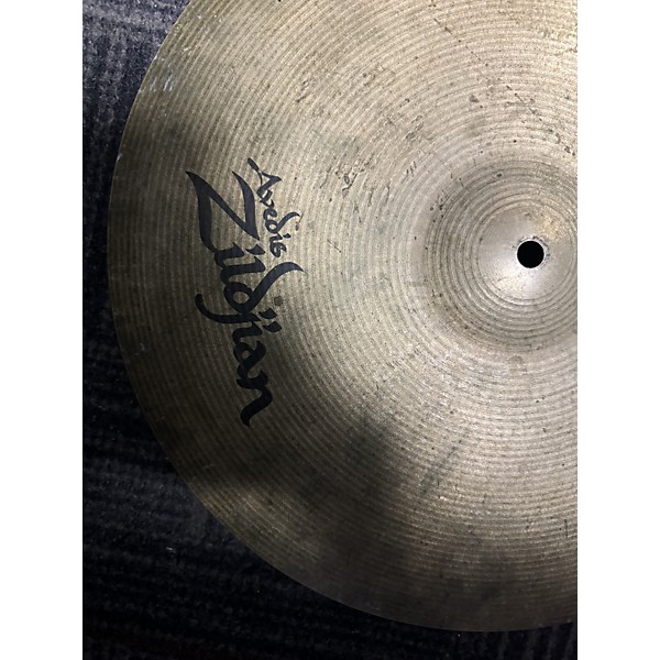 Used Zildjian 17in AVEDIS MEDIUM THIN CRASH Cymbal