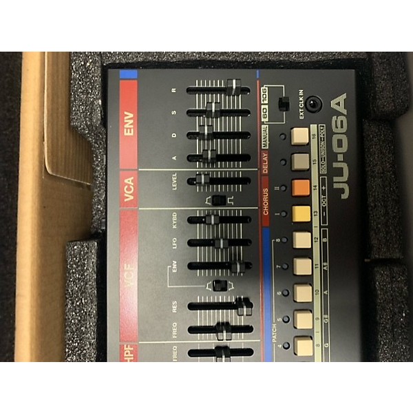 Used Roland Used Roland JU06A KM25 Synthesizer