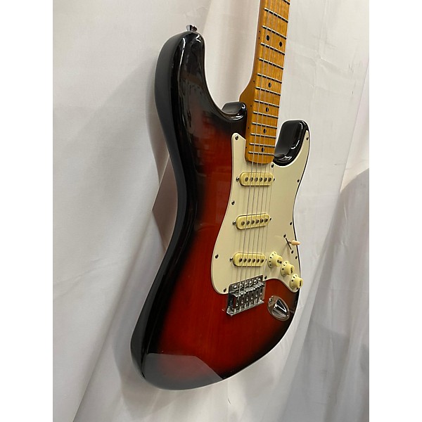 Used Turbo By Sunlite Used Turbo By Sunlite Traditional Series SSS Sunburst Solid Body Electric Guitar