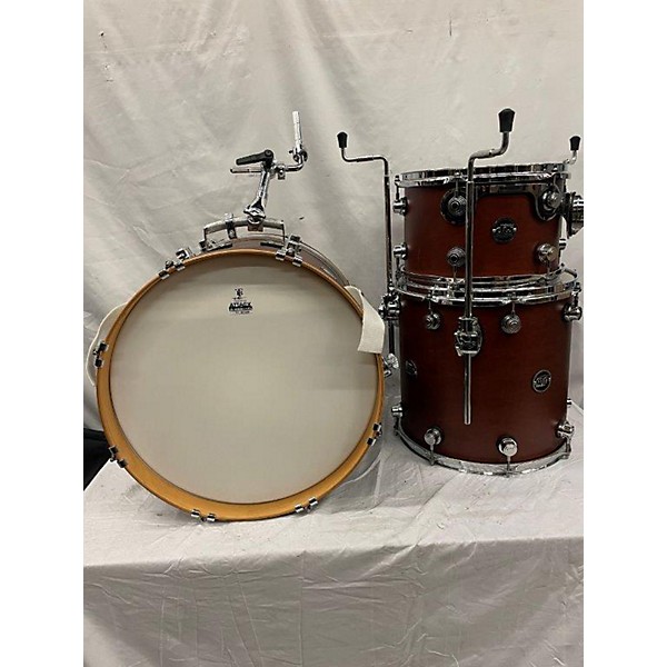 Used DW Performance Series Drum Kit