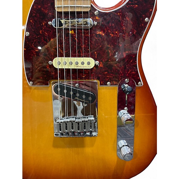 Used Fender Used Fender Player Plus Nashville Telecaster Sienna Sunburst Solid Body Electric Guitar