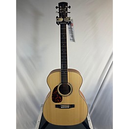 Used Larrivee Used Larrivee OM05 Natural Acoustic Guitar