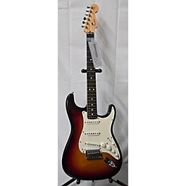 Used Fender Used Fender VG Stratocaster 3 Color Sunburst Solid Body Electric Guitar