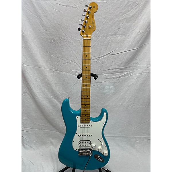 Used Fender Used Fender American Professional II Stratocaster MIAMI BLUE Solid Body Electric Guitar