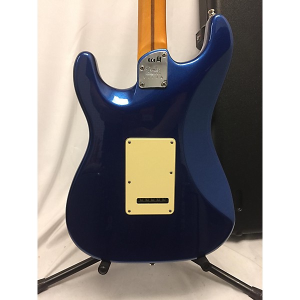 Used Fender Used Fender American Ultra Stratocaster Cobra Blue Solid Body Electric Guitar