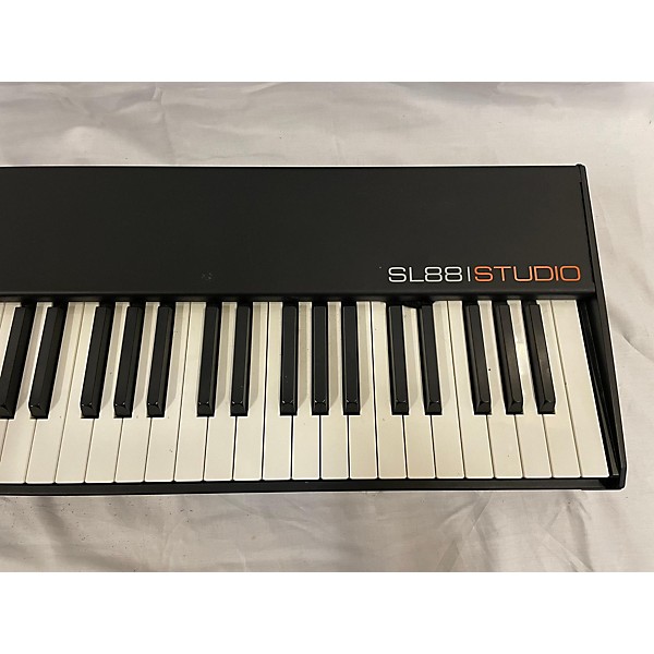 Used Studiologic SL88 STUDIO MIDI Controller