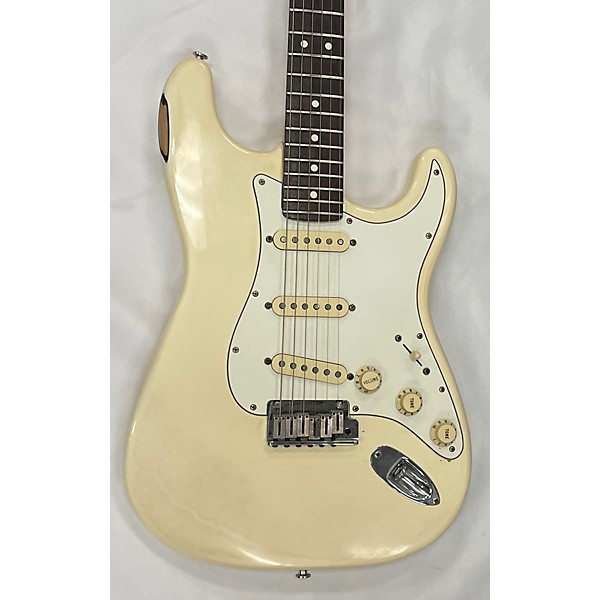 Used Fender Used Fender 50th Anniversary American Stratocaster Antique White Solid Body Electric Guitar