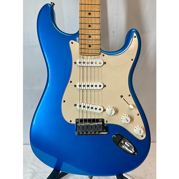 Used Used Fender American Standard Stratocaster Blue Solid Body Electric Guitar