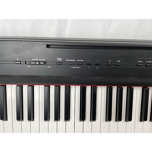 Used Yamaha Used Yamaha P125B Digital Piano