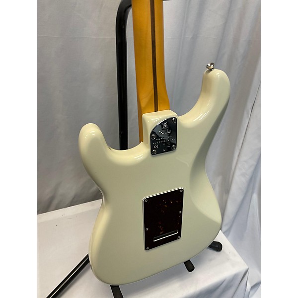 Used Fender Used Fender American Professional II Stratocaster Olympic White Solid Body Electric Guitar