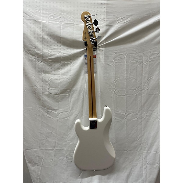 Used Fender Used Fender Player Precision Bass White Electric Bass Guitar