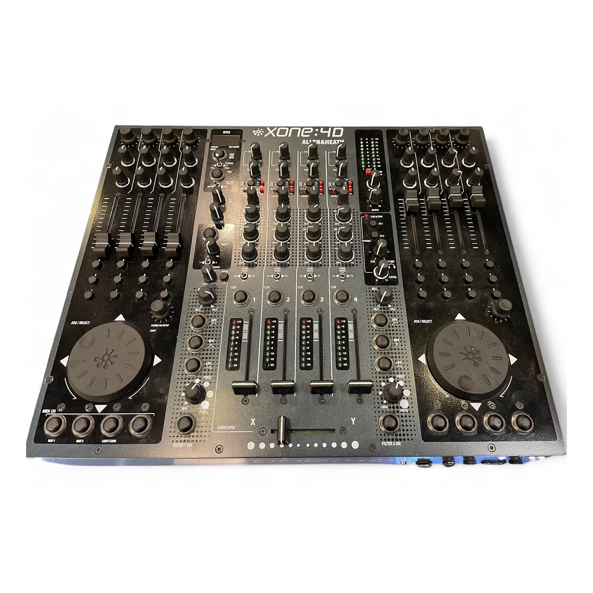 DJ機材 Allen & Heath Xone:4D Allen & Heath Xone:4D review | MusicRadar