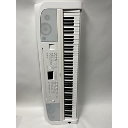 Used Yamaha Used Yamaha DGX670 WHITE Keyboard Workstation