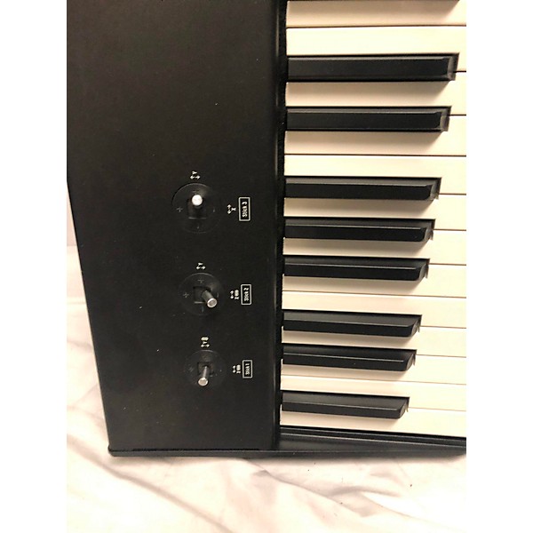 Used Studiologic SL88 MIDI Controller