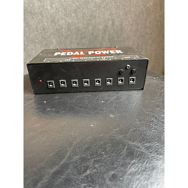 Used Used Voodoo Lab Pedal Power 2+ Power Supply