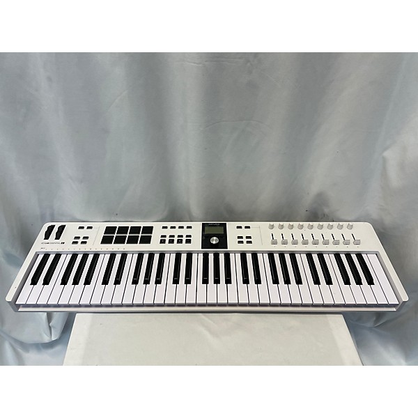 Used Arturia Used Arturia Keylab Essential 61 MIDI Controller