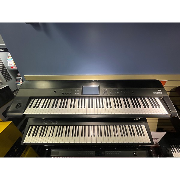 Used KORG Krome 88 Key Keyboard Workstation