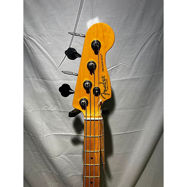 Used Fender Used Fender American Professional II Precision Bass 3 Tone Sunburst Electric Bass Guitar