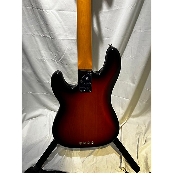 Used Fender Used Fender American Professional II Precision Bass 3 Tone Sunburst Electric Bass Guitar