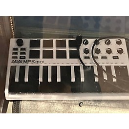 Used Akai Professional Used Akai Professional MPK Mini MIDI Controller