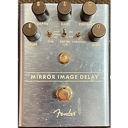 Used Fender Used Fender Mirror Image Delay Effect Pedal