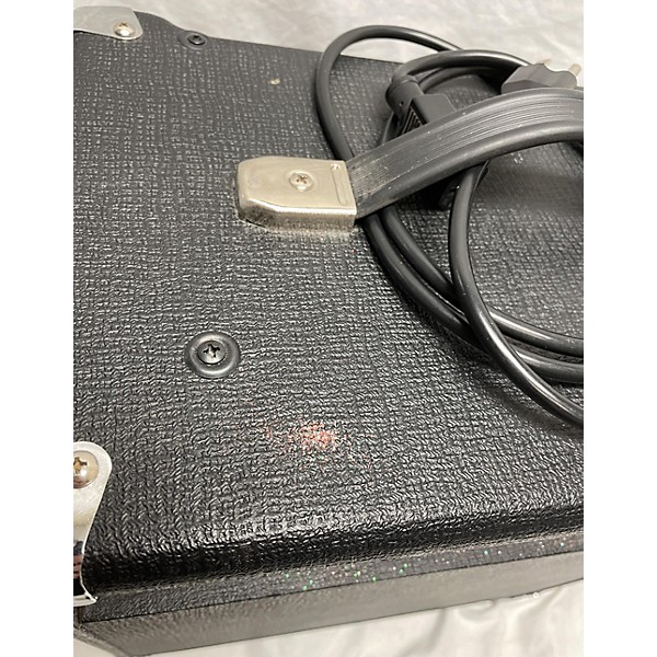 Used Drive CD200B Bass Combo Amp