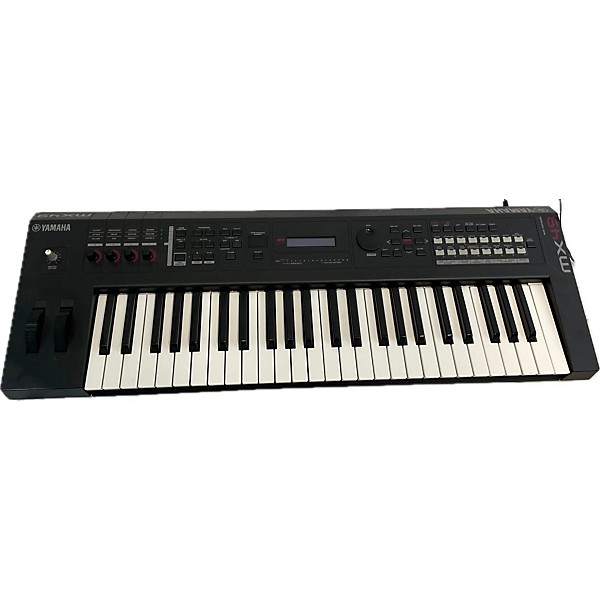 Used Yamaha Used Yamaha MX49 49 Key Keyboard Workstation