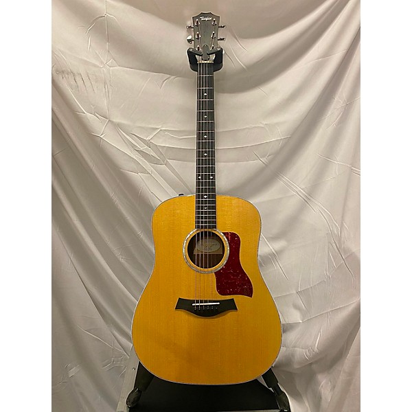 Used Taylor Used Taylor 210E DLX Natural Acoustic Electric Guitar