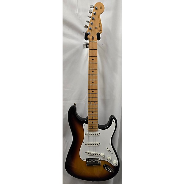 Used Fender Used 1991 Fender Custom Shop Stratocaster 3 Tone Sunburst Solid Body Electric Guitar