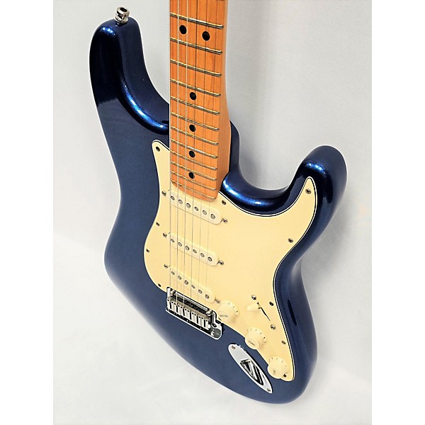 Used Fender Used Fender American Ultra Stratocaster Blue Solid Body Electric Guitar