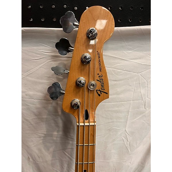 Used Fender Used Fender Player Precision Bass 3 Color Sunburst Electric Bass Guitar