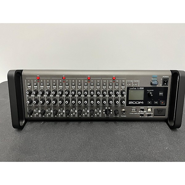 Used Zoom Used Zoom Livetrack L-20R MultiTrack Recorder