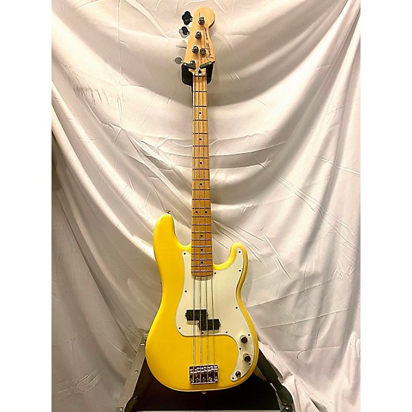 Used Fender Used Fender Player Precision Bass Vintage Yellow Electric Bass Guitar