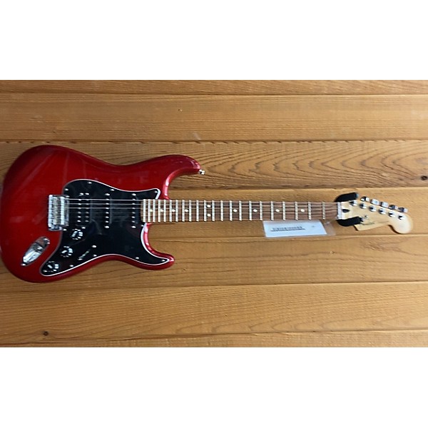 Used Fender Used Fender Special Edition MIM HSS Stratocaster Red Solid Body Electric Guitar