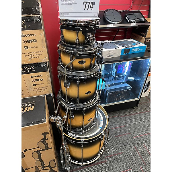 Used TAMA Used TAMA 5 piece Superstar 2 Color Sunburst Drum Kit