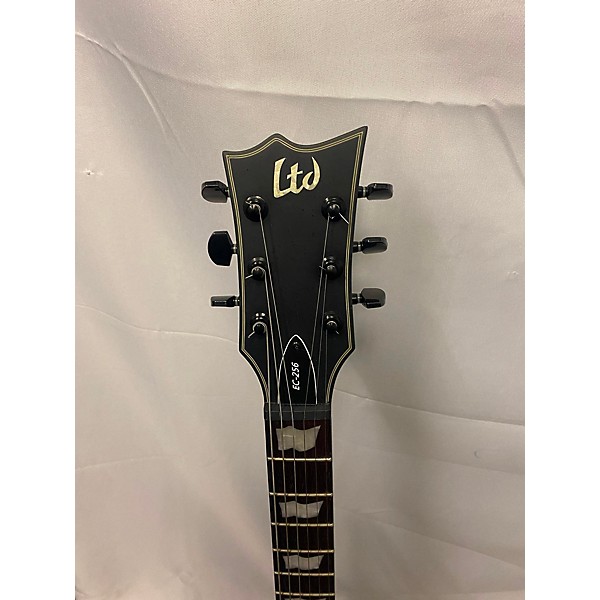 Used Epiphone Ltd Used Epiphone Ltd EC-256 Black With Silver Pinstripes Solid Body Electric Guitar