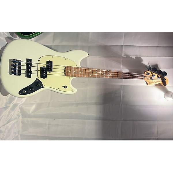 Used Fender Used Fender Mustang Bass Olympic White Electric Bass Guitar