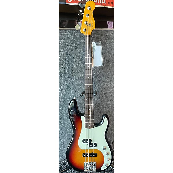 Used Fender Used Fender American Ultra Precision Bass 2 Tone Sunburst Electric Bass Guitar